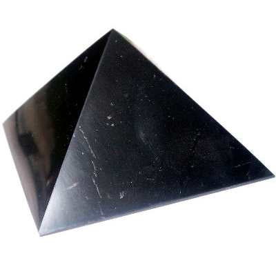 ピラミッド型オブジェ《シュンガイト》3cm