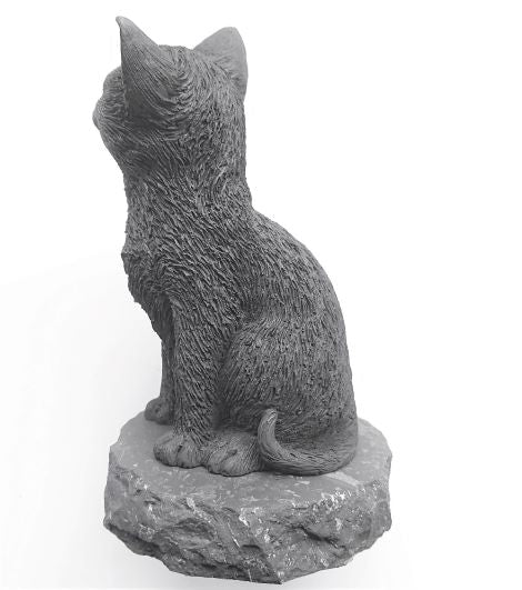 子猫のおねだり（シュンガイト彫像） 《シュンガイト》 10cm